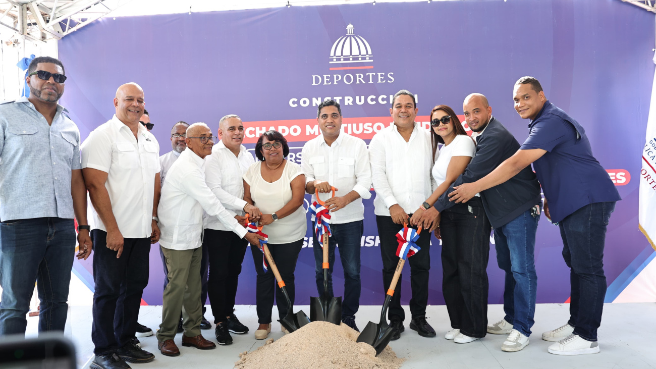 Ministerio de Deportes inicia construcción de siete multiusos en la región Sur